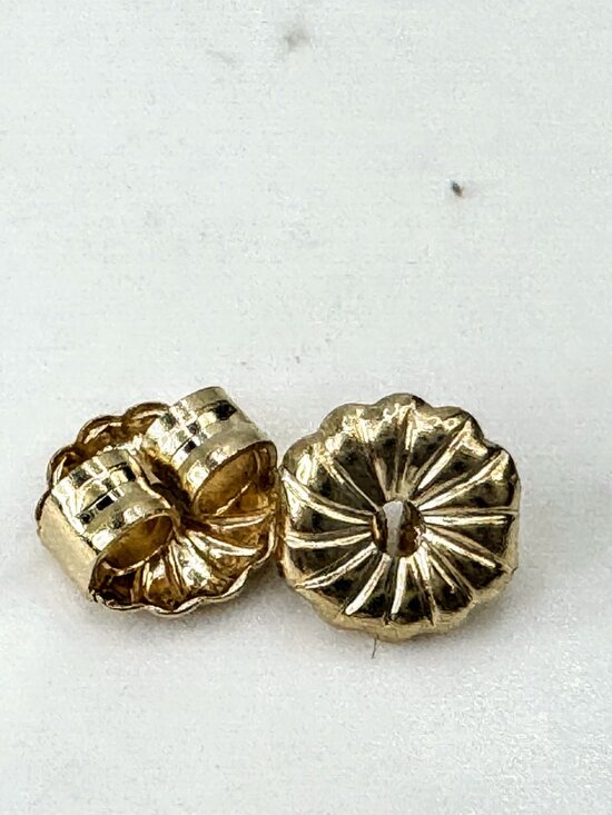 Vintage 1950s 14K Gold Akoya Pearl Stud Earrings 6.05mm Lustrous Pair JR1679